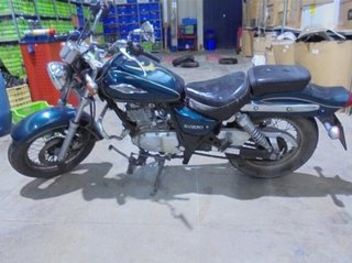 Cubre cadena suzuki marauder 125 . 22248