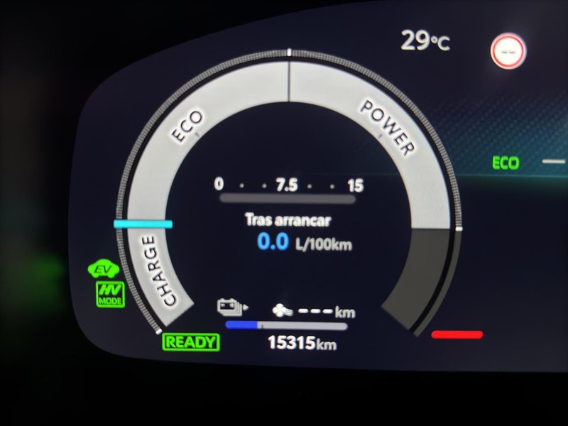 Toyota C-HR 2025, foto 21