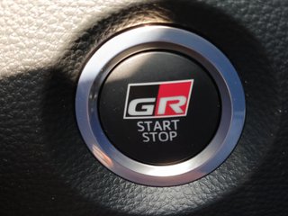 TOYOTA COROLLA 2.0 HYBRID GR-SPORT E-CVT 178 5P