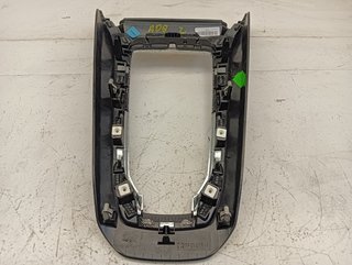 GUANECIDO CONSOLA CENTRAL PEUGEOT 308 SW AH01 980
