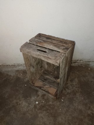 Caja de madera rústica para fruta