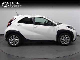 TOYOTA Aygo X Cross 1.0 VVT-I 72CV Play