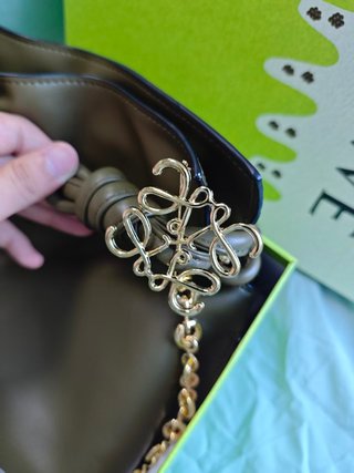 Bolso Loewe Flamenco Piel Napa Suave Verde Oliva