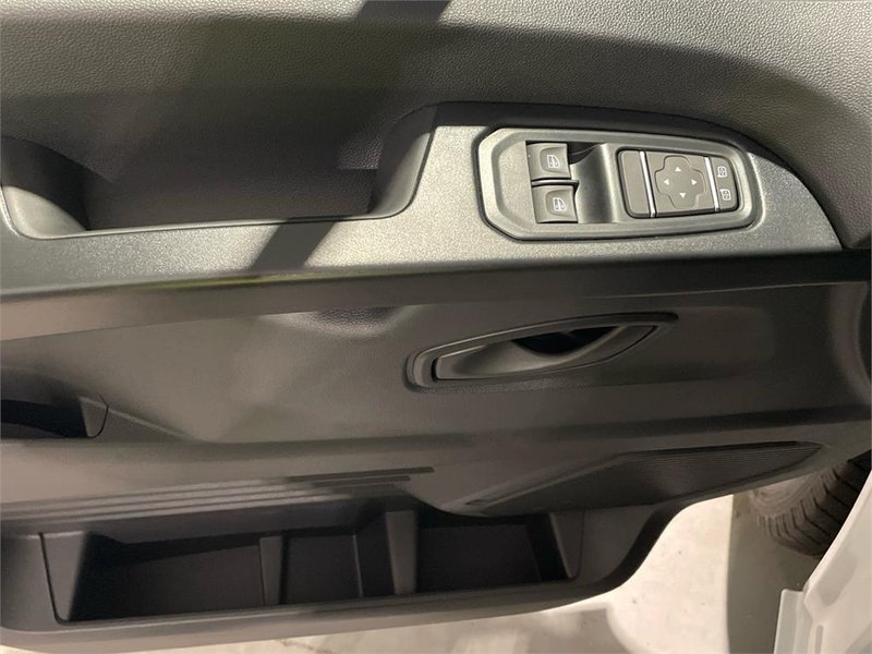 Renault Trafic 2024, foto 9