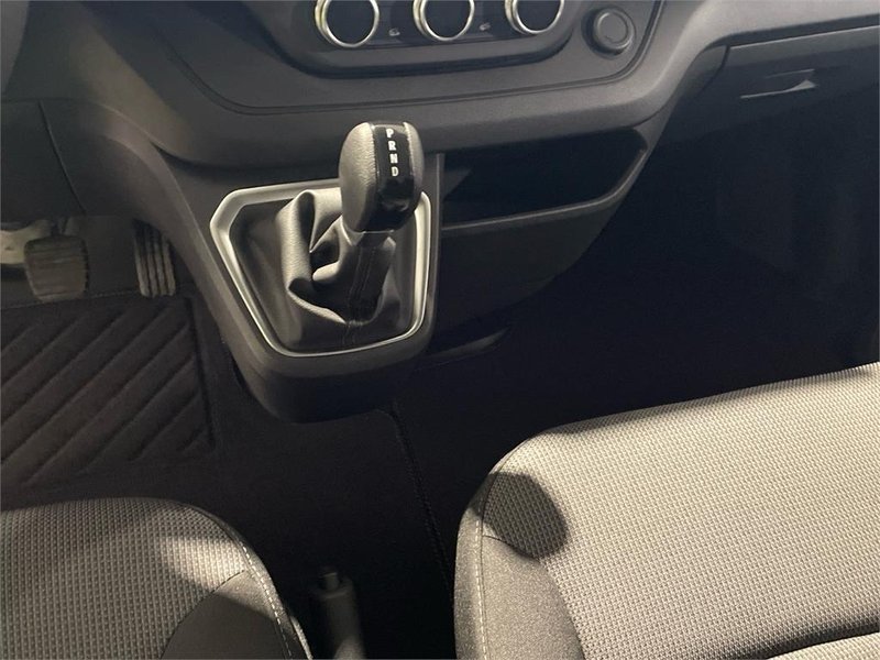 Renault Trafic 2024, foto 17