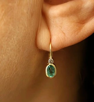 Pendientes Vintage Chapados en Oro con Esmeralda