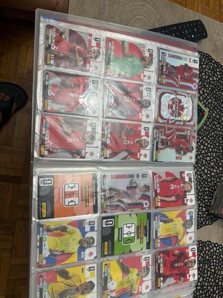 Álbum Adrenalyn XL FIFA 2026 + 370 cartas