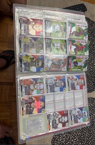 Álbum Adrenalyn XL FIFA 2026 + 370 cartas