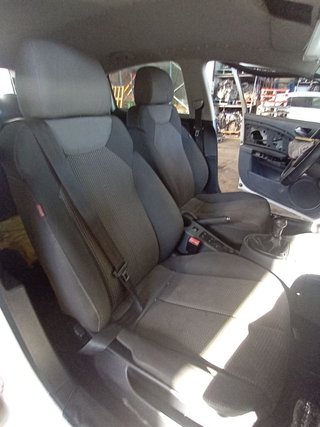 JUEGO ASIENTOS COMPLETO Seat Leon (1P1)(05.2005->)