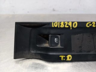 Mando elevalunas trasero derecho SKODA SUPERB