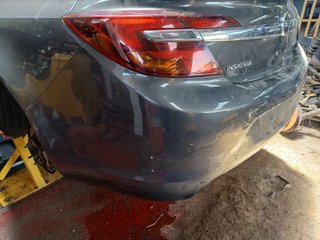 PARAGOLPES TRASERO Opel Insignia Berlina (2008->)