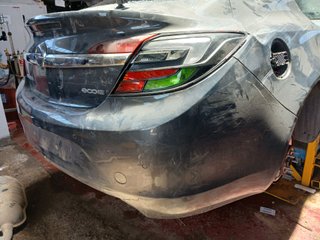 PARAGOLPES TRASERO Opel Insignia Berlina (2008->)