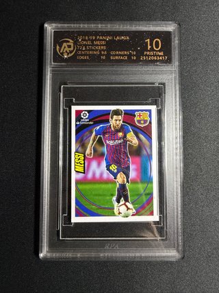 2018-19 Panini LaLiga Lionel Messi Pristine 10