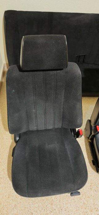 Asientos BMW E30 delanteros y traseros de berlina