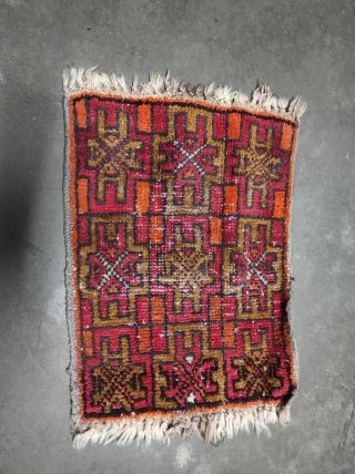Alfombra pequeña de lana