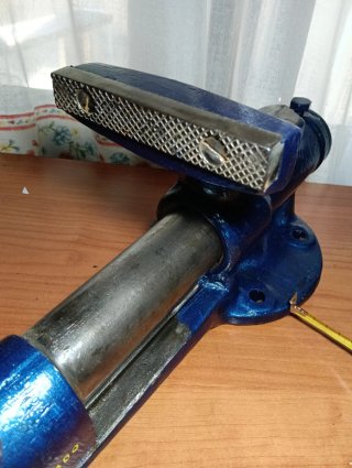 Tornillo de banco IRIMO 125 Forjado