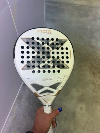 Pala de pádel NOX AT10 Genius Xtreme