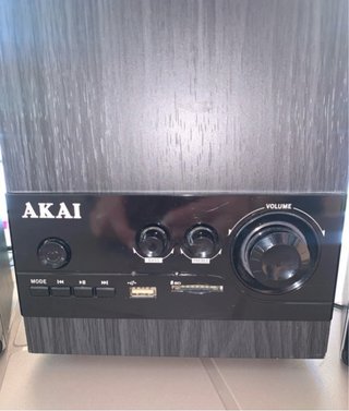 Sistema stereo Akai varie connettività