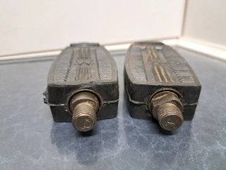 MOBILETTE GAC PEDALES