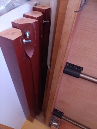 Mesa 90x90 con enagüillas