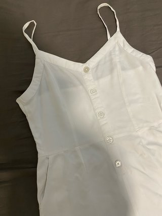 Mono corto blanco con botones