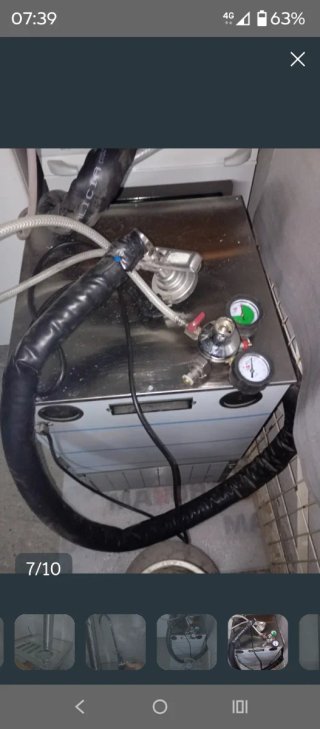 Grifo de cerveza con equipo