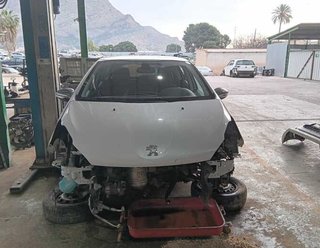 Llanta peugeot 441274 6.0j16 208