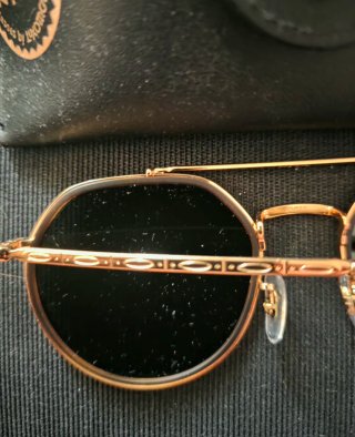 Gafas de Sol Ray-Ban Doradas y Negras