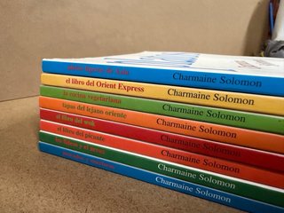 Pack de 8 libros de cocina de Charmaine Solomon