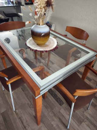 Mesa de comedor cristal y madera