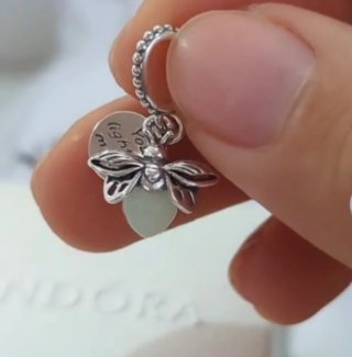 Charm pandora colgante luciérnaga