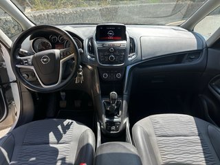 Opel Zafira Tourer 2015