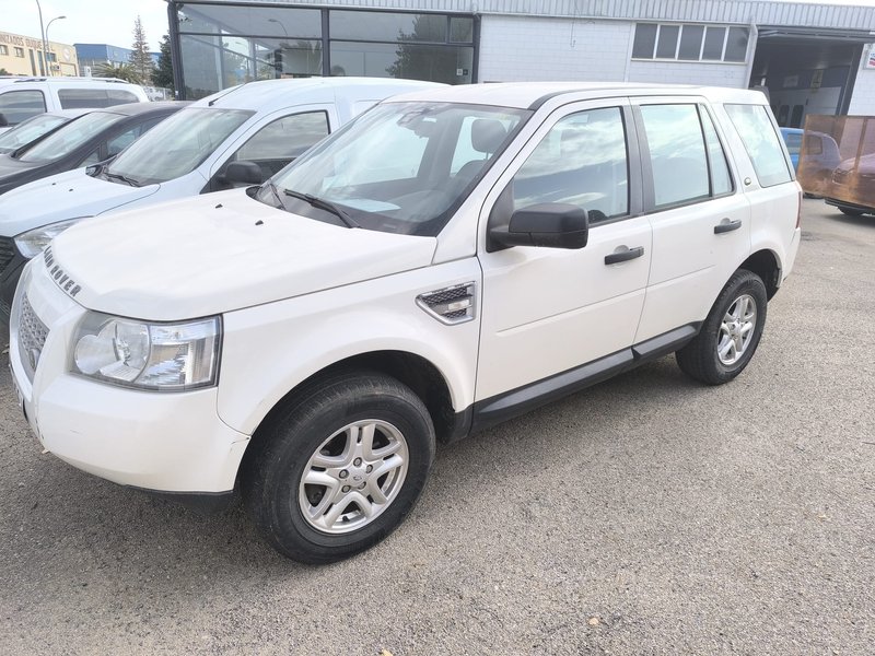 Land Rover Freelander 2009 - foto 1