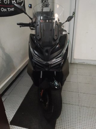 Voge Sr4 Max 350cc Negra