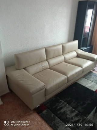 Sofá de 3 plazas en piel beige