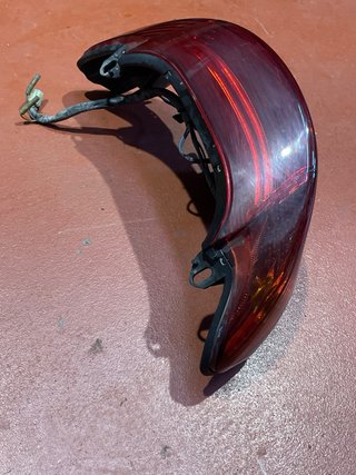 Faro Trasero Yamaha Majesty 250 2003