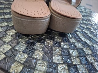 Sandalias Piel Legítima Talla 39. Comodísimas 8€