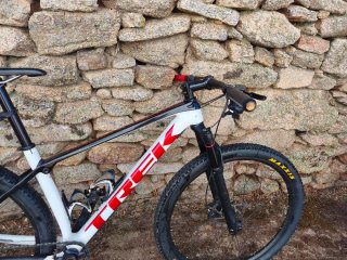 Bicicleta Trek Procaliber 29 Carbono