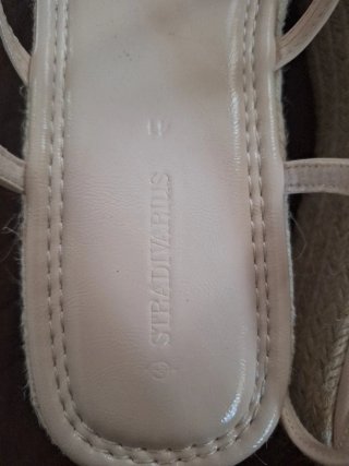 Sandalias Stradivarius Beige