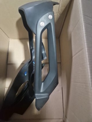 Cubre cadena/paso rueda BMW F650GS