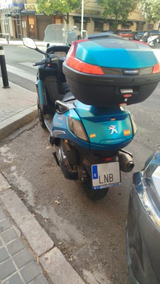 Peugeot Metropolis 400i Azul