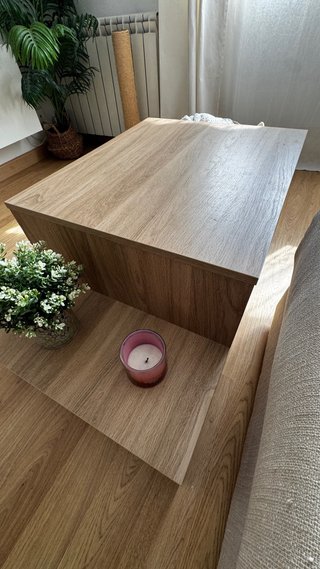 Mesita de centro HOLMERUD Ikea madera.