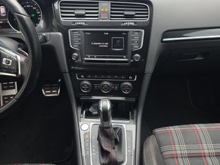 Volkswagen Golf GTI MK7 PERFORMANCE