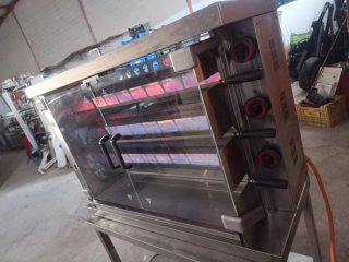 Máquina de pollos a l'ast