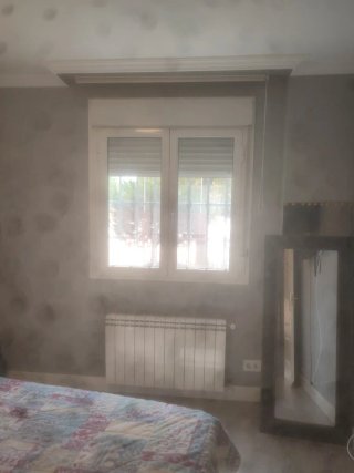 Se alquila habitación