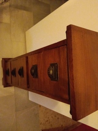 Mueble cajonera de madera