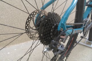 Bicicleta Megamo + accesorios