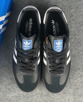 Adidas Samba Negras y Blancas Talla 42