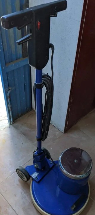 Máquina profesional para abrillantar tu suelo marm
