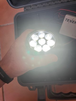 Linterna Dragonsub 8 LED
